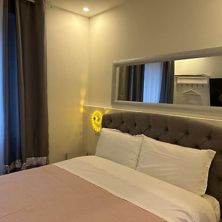 Confortable Room - 5 Мілан Екстер'єр фото